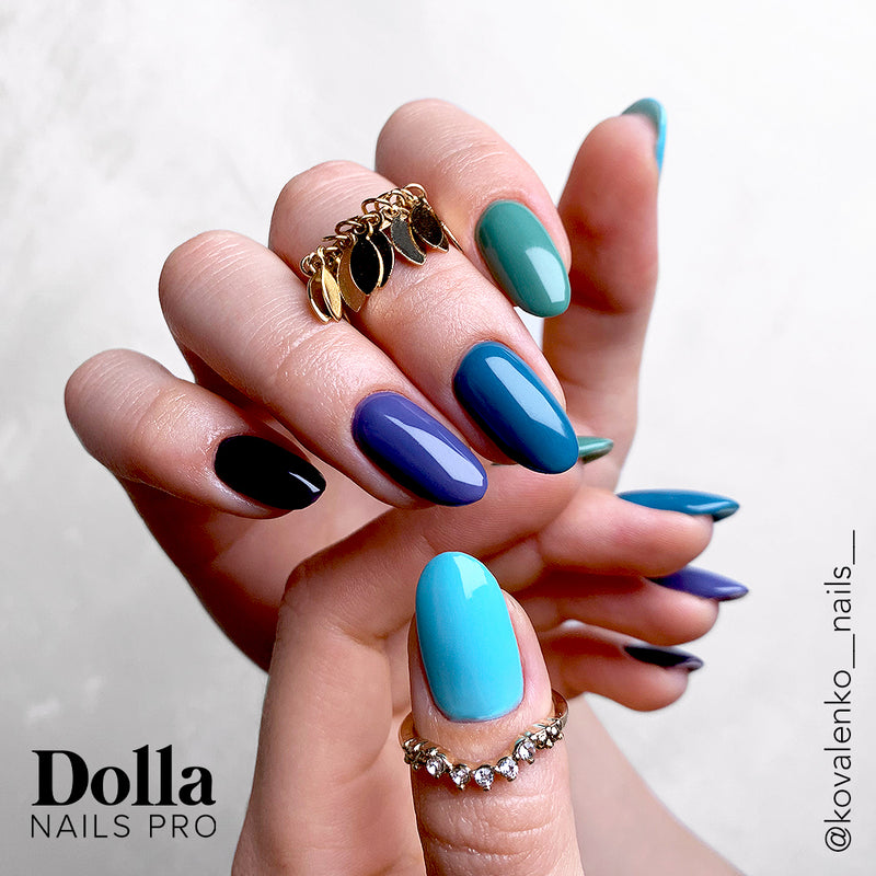 Nails with Misty Moss natural green gel polish.