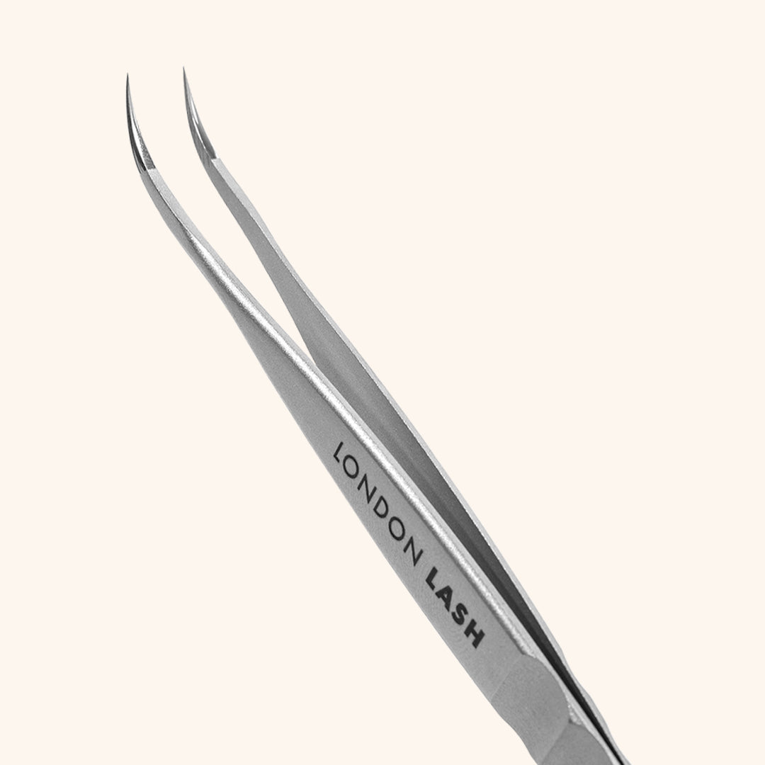 Durable and lightweight Curved Tip Volume Tweezers for expert lash artists